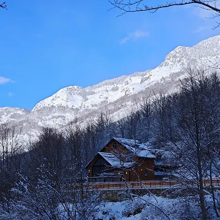 Chalé Boga Chalet