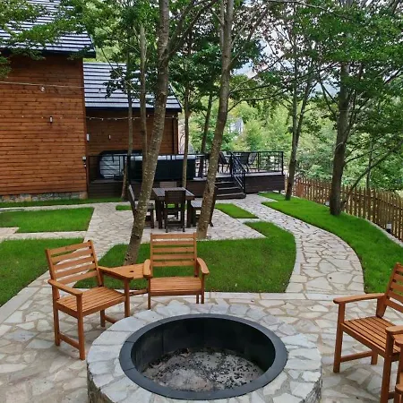 Boga Chalet Domek alpejski *